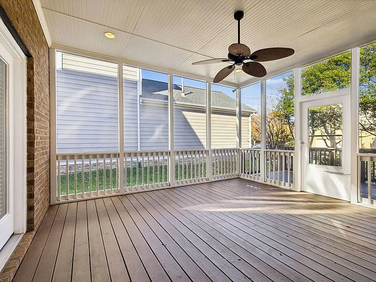 524 Pennystone Dr — Photo 34