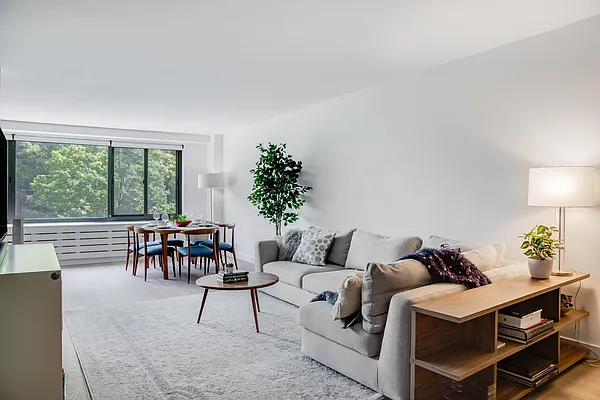 Sold by Compass | media 18