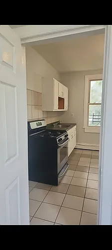 42 Doremus St #5D Photo 1