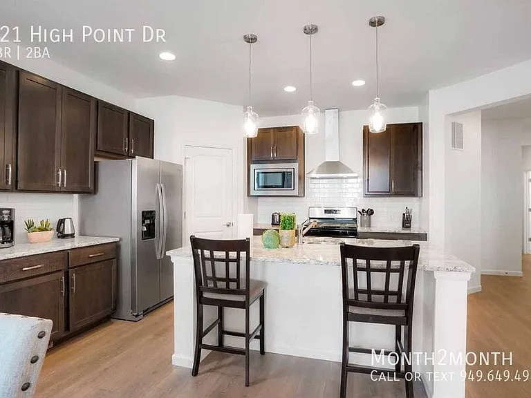 521 High Point Dr — Photo 7