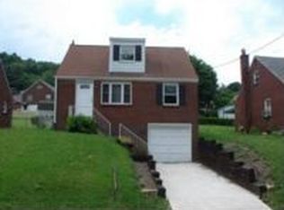 423 Agnew Rd, Jeannette, PA 15644