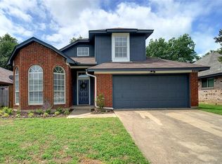 8808 Sabinas Trl, Fort Worth, TX 76118