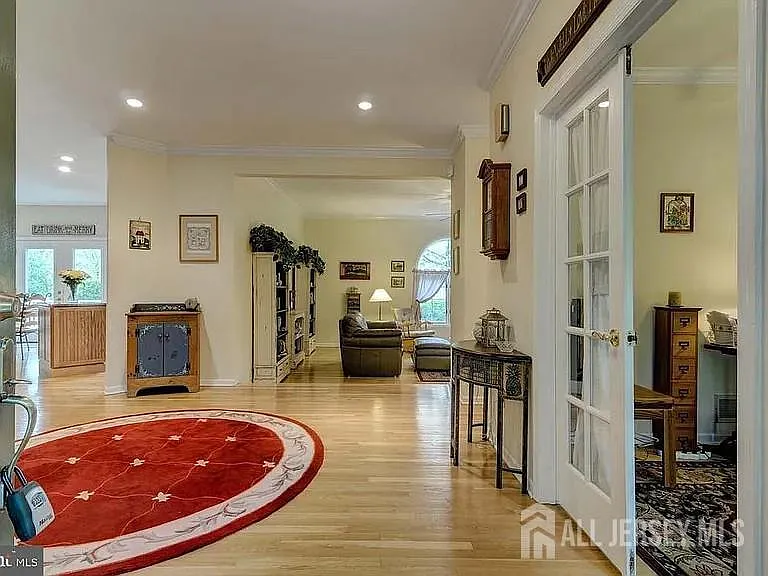 3 Wilson Ln — Photo 2