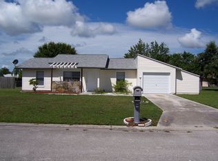 15 Charwood Cir, Lehigh Acres, FL 33936