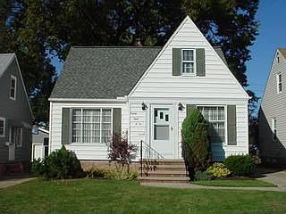 2nd image of 8802 Pinegrove Ave