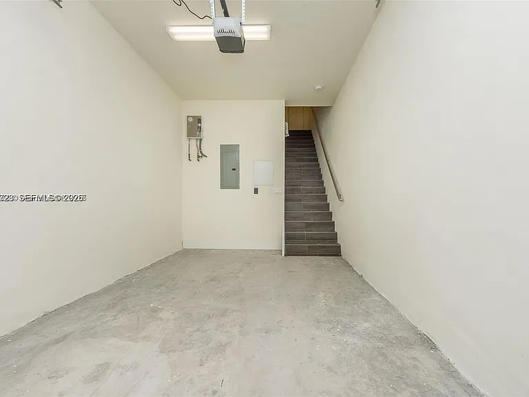 10245 NW 63rd Ter #201 — Photo 14