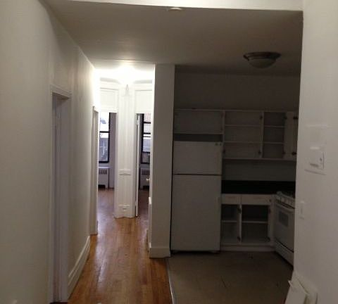 5th image of 200 W 14th St APT 4E