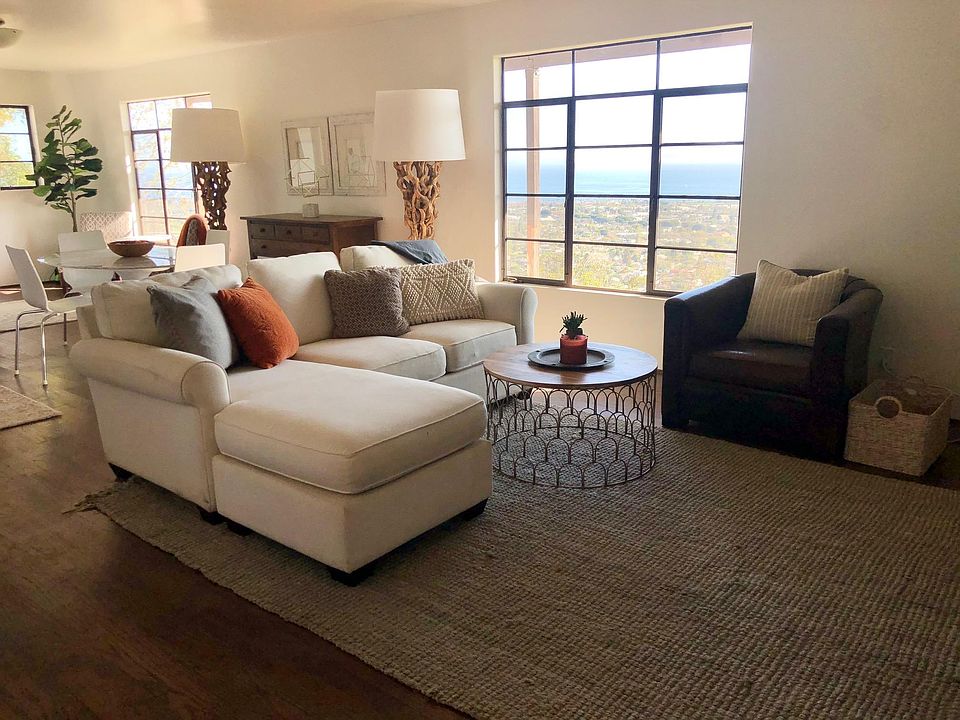 Living room with 180 degree ocean views