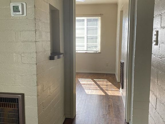 3rd image of 277 E Jackson St #B