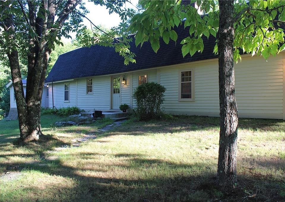 726 Reservoir Rd, Pascoag, RI 02859 Zillow