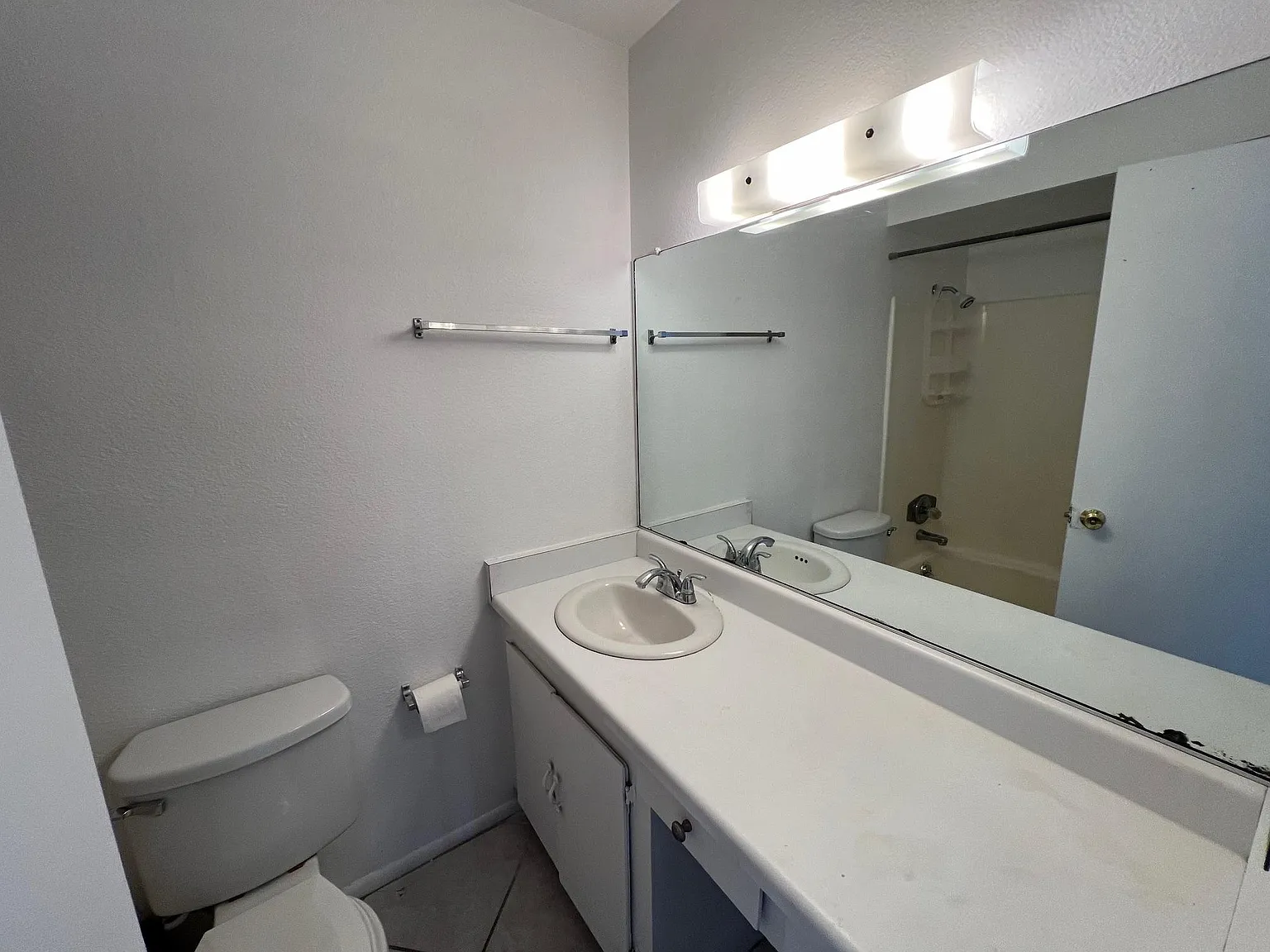 8055 E Thomas Rd — Photo 3