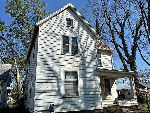 2nd image of 385 E 4th St