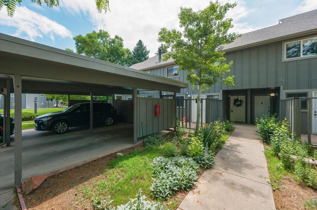 705 E Drake Rd #N-39