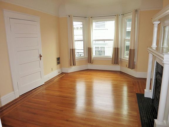4th image of 1631 Larkin St APT 5