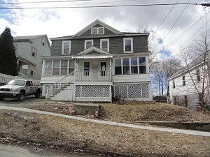 2nd image of 113 Parker St