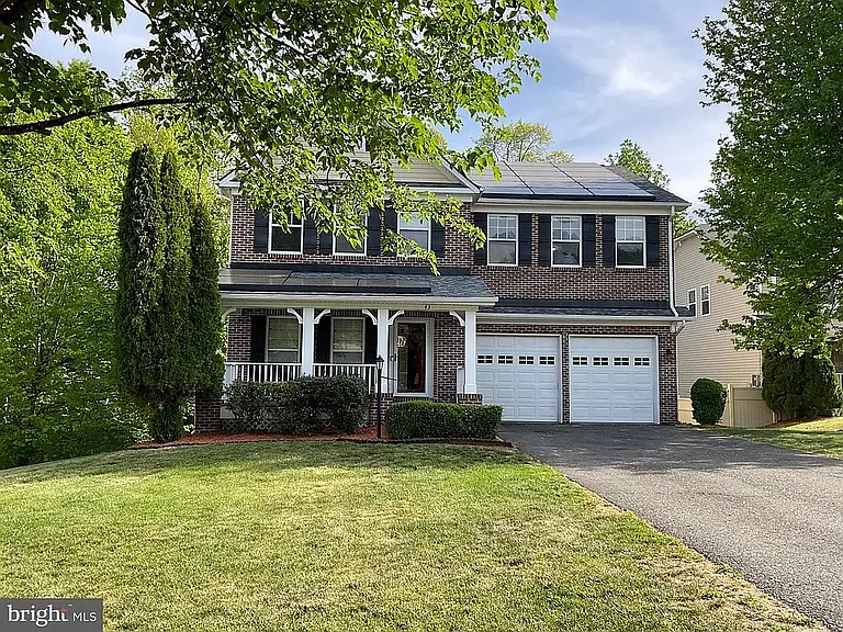 43 Wiltshire Dr — Photo 1