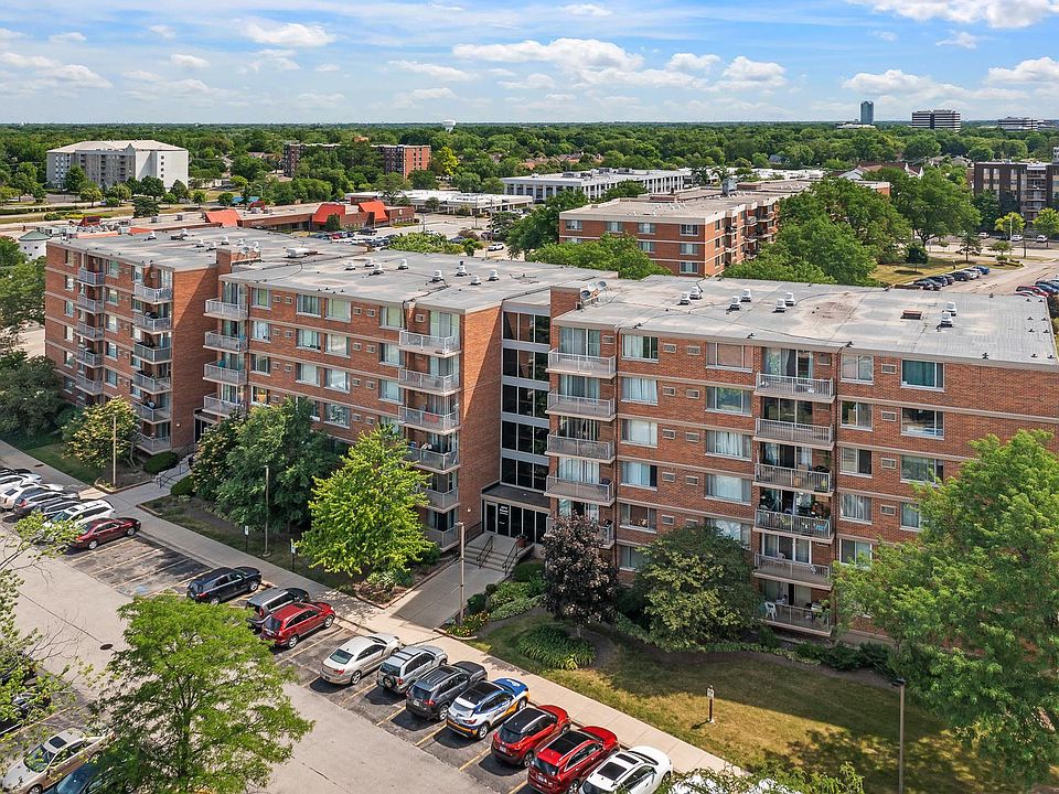 1st image of 2211 S Stewart Ave APT 4D