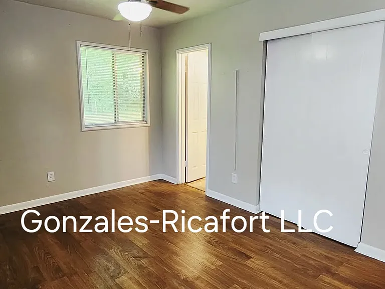 4107 Latimer Ln — Photo 17