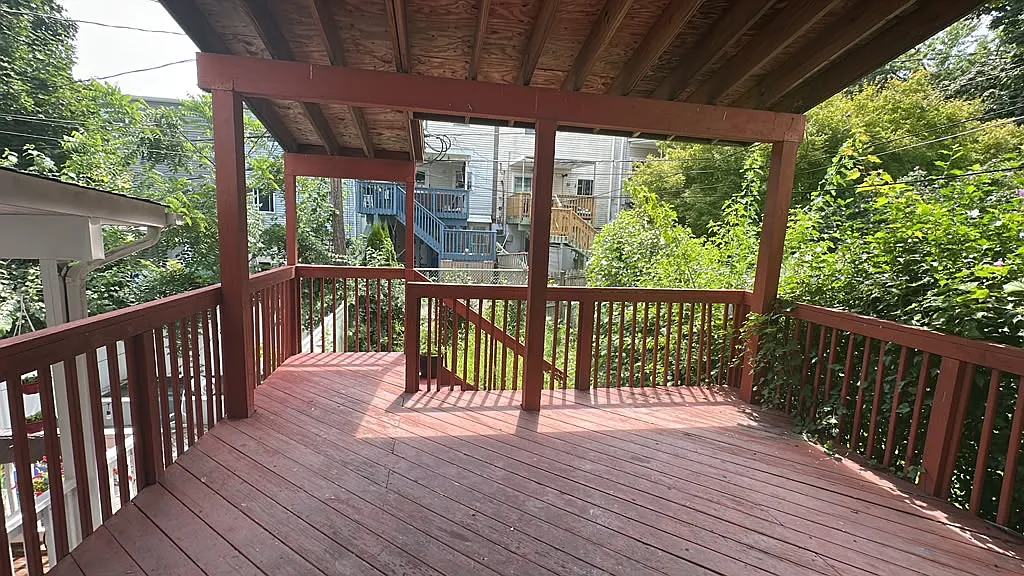 3 bed, 2020 sqft, $2,999 — Photo 3
