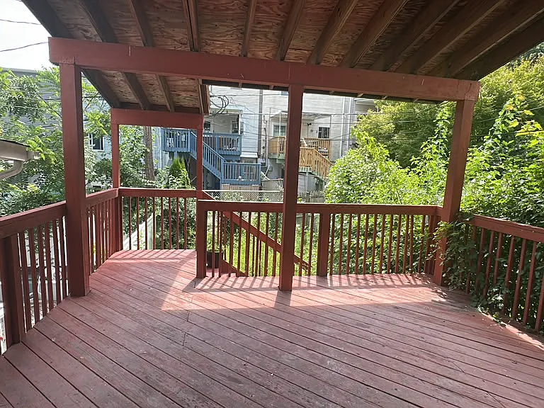 9 W Lincoln St — Photo 3