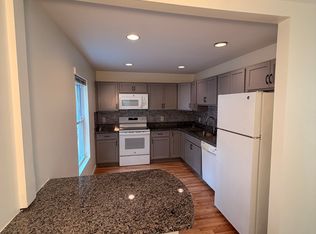 3 Old Amherst Rd #3A, Belchertown, MA 01007