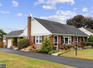 210 Musser Rd, East Earl, PA 17519