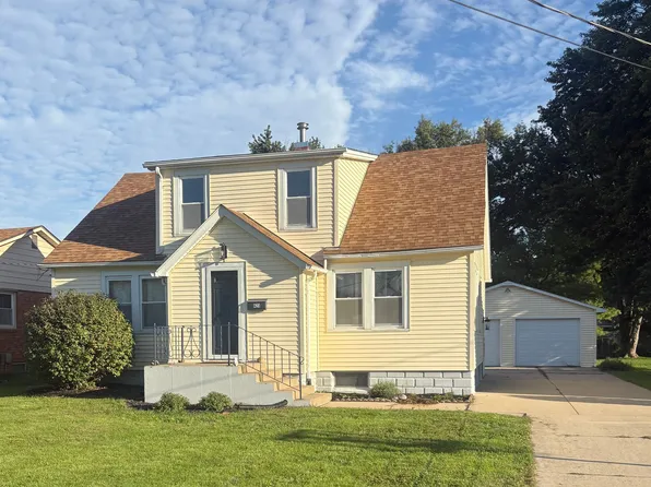 423 E South St, Geneseo, IL 61254