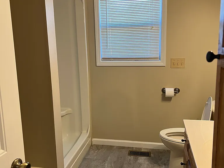 292 Oak Meadow Dr — Photo 4