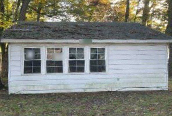 1st image of 2650 Jean St
