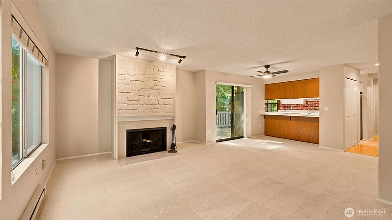 4th image of 1850 Grant Avenue S #D5