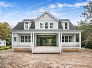 960 Pine Hollow Rd, Mount Pleasant, SC 29464