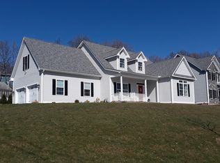 7 McGee Ln, Berlin, CT 06037