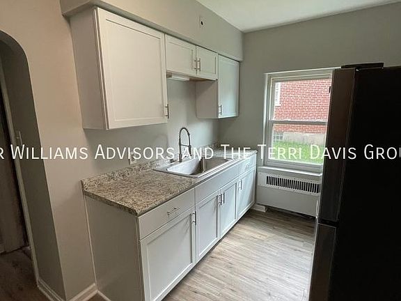 4th image of 4244 Loubell Ln #2