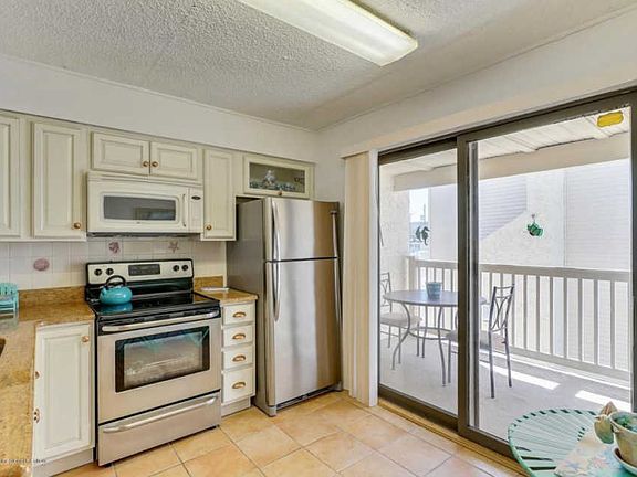 5th image of 2 2nd Ave Unit 8A