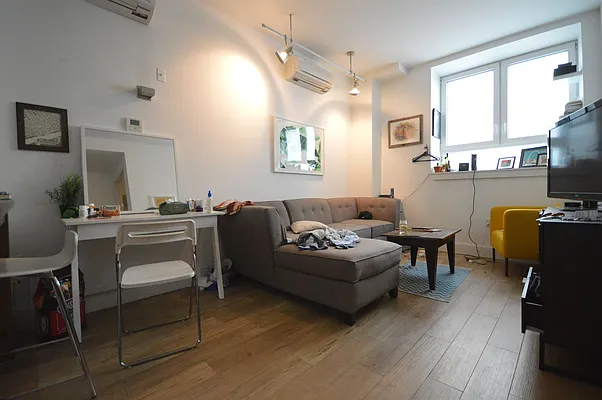 Rented by Simply Brooklyn Realty Inc | media 163