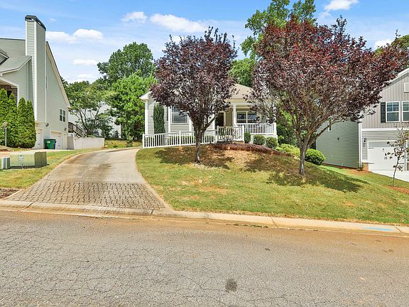 3rd image of 148 Brasch Park Dr