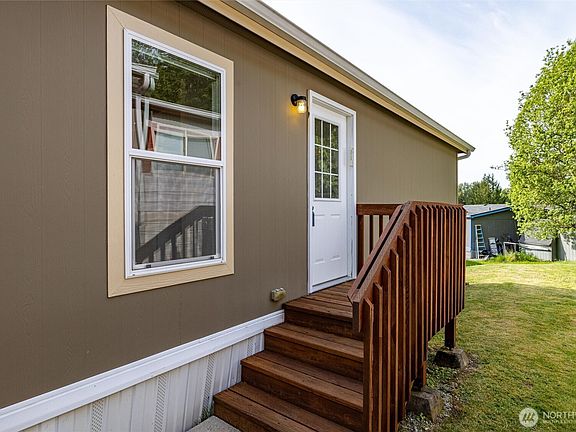 3rd image of 4000 Flynn Street #107