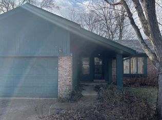 114 Hollyleaf Dr, Ballwin, MO