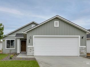 268 N Cranesbill Ave, Kuna, ID 83634