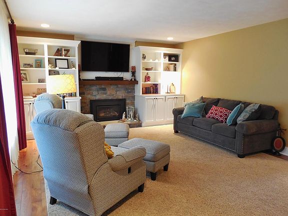 4th image of 1405 Lupine Dr