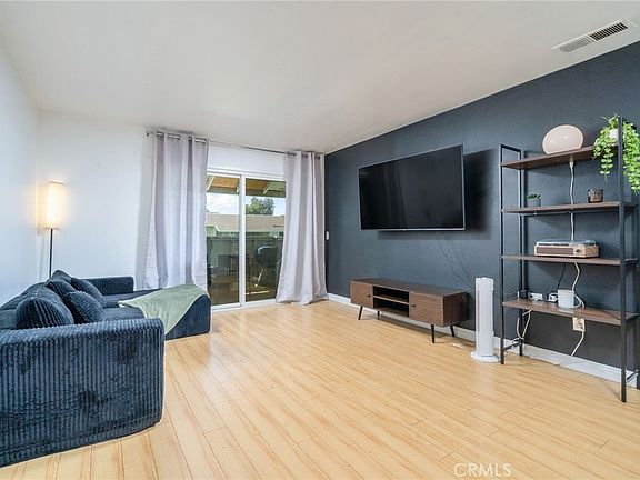 5th image of 26200 Redlands Blvd
