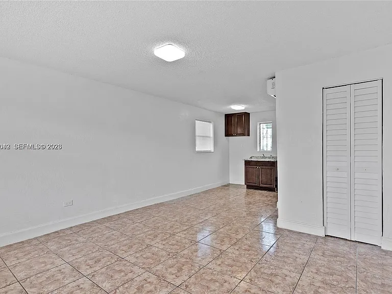 1445 NW 2nd Ave #3 — Photo 16