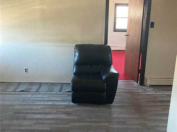 2nd image of 168 Main St