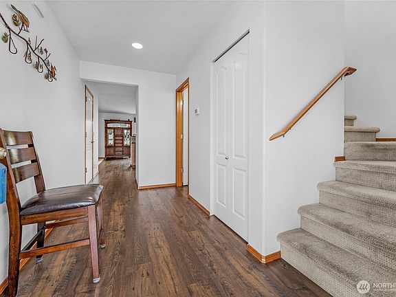 4th image of 11731 57th Avenue NE