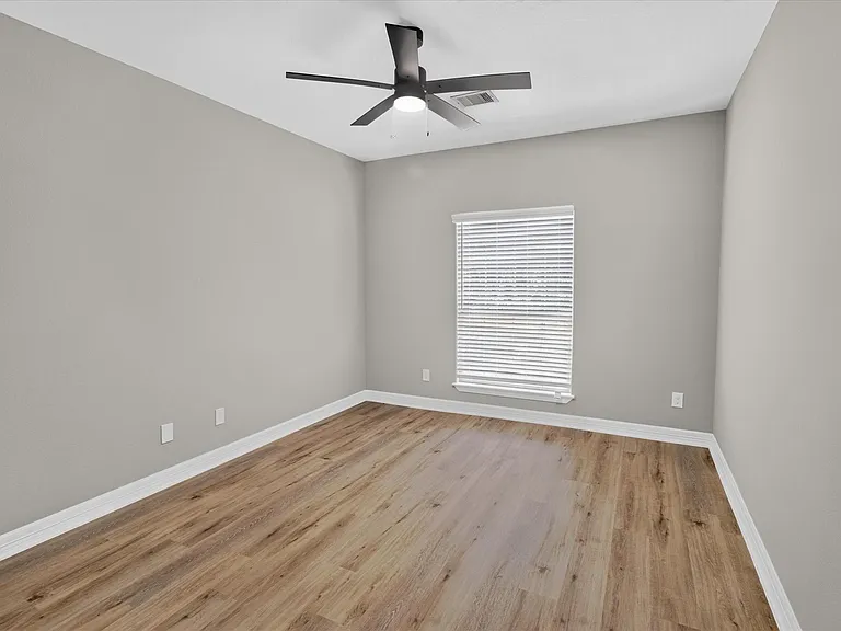 3323 Dennis St #A — Photo 7