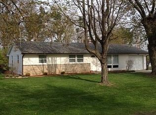 5820 N Brookwood Dr, Fort Wayne, IN 46835