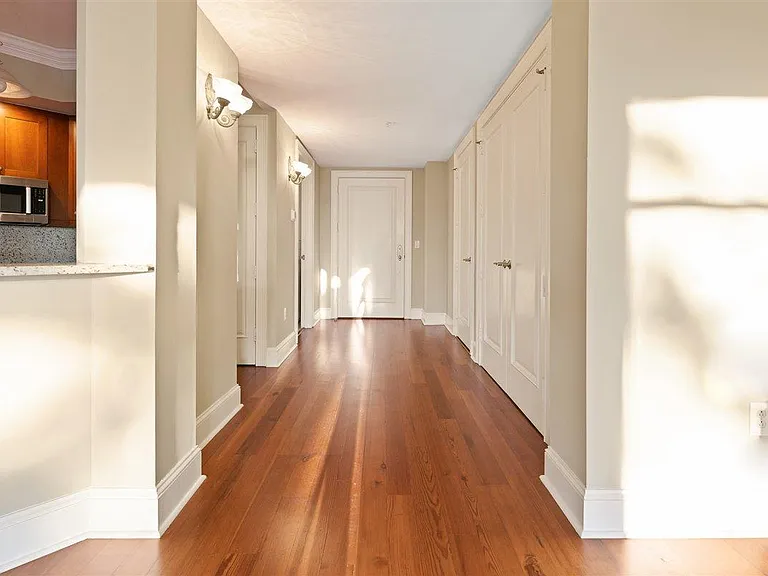 123 N Plaza Ct #103 — Photo 20