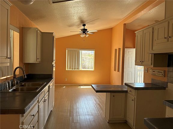 4th image of 4901 Green River Rd #309