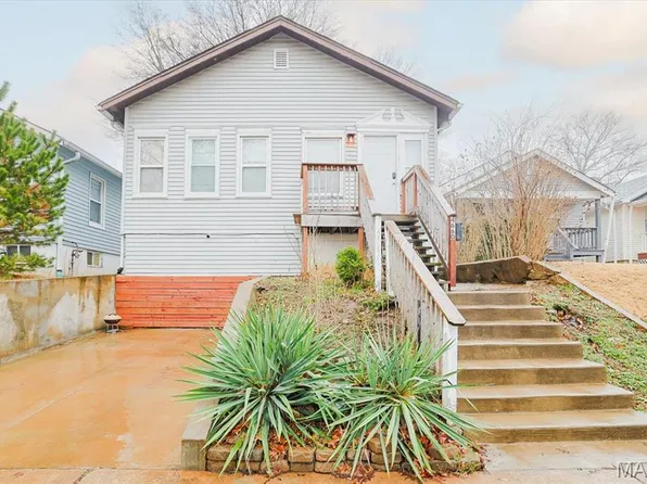 4660 Dewey Ave, Saint Louis, MO 63116