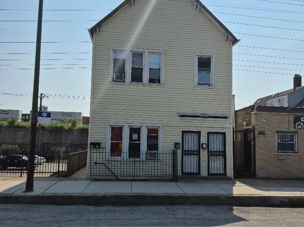 9116 S South Chicago Ave, Chicago, IL 60617